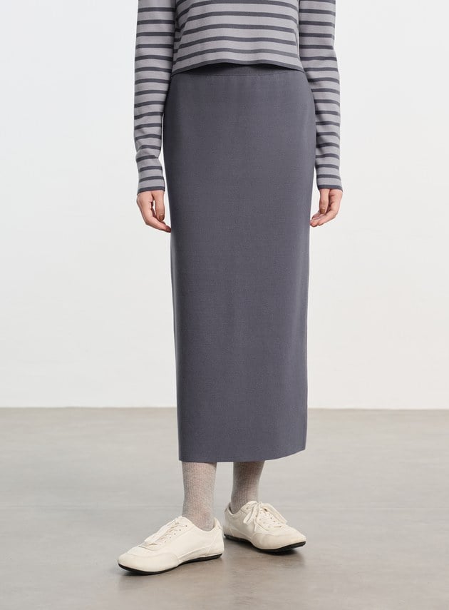 簡約後開衩針織半裙