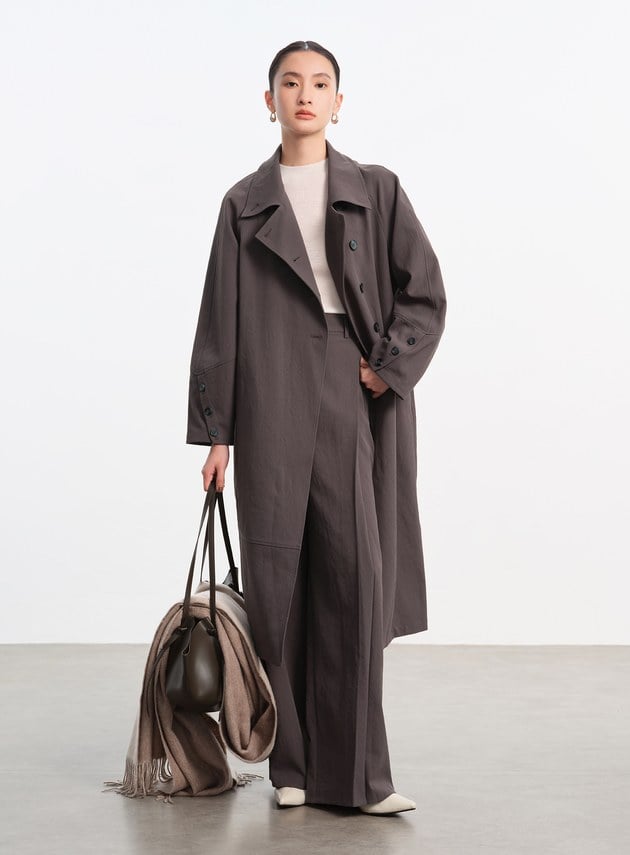 輕盈中空紗繭型風衣