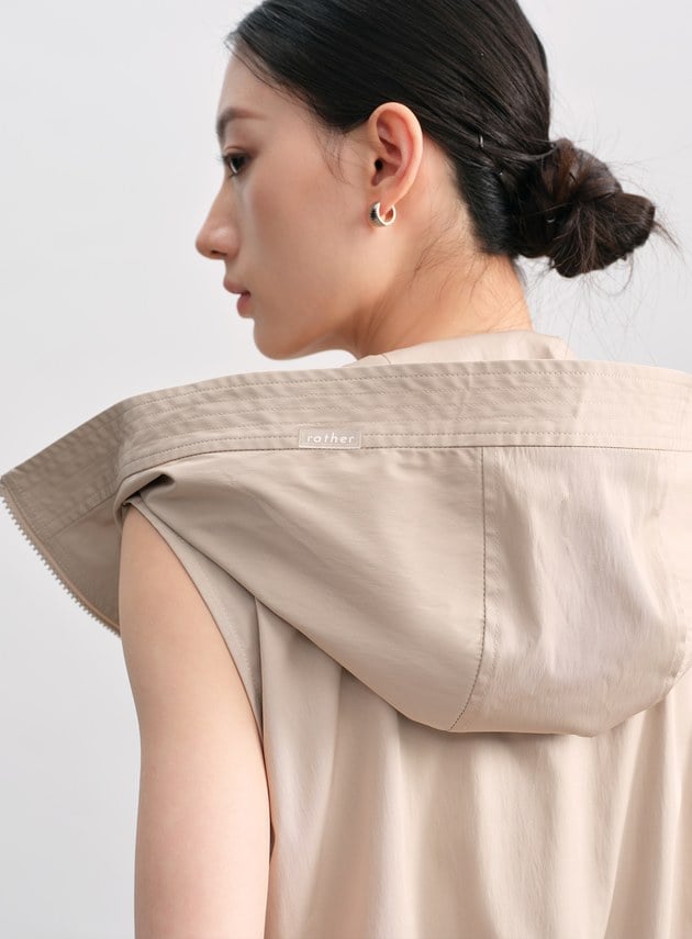 休閒感雙色連帽背心