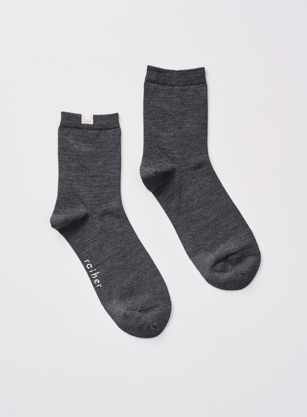 輕薄羊毛中筒襪