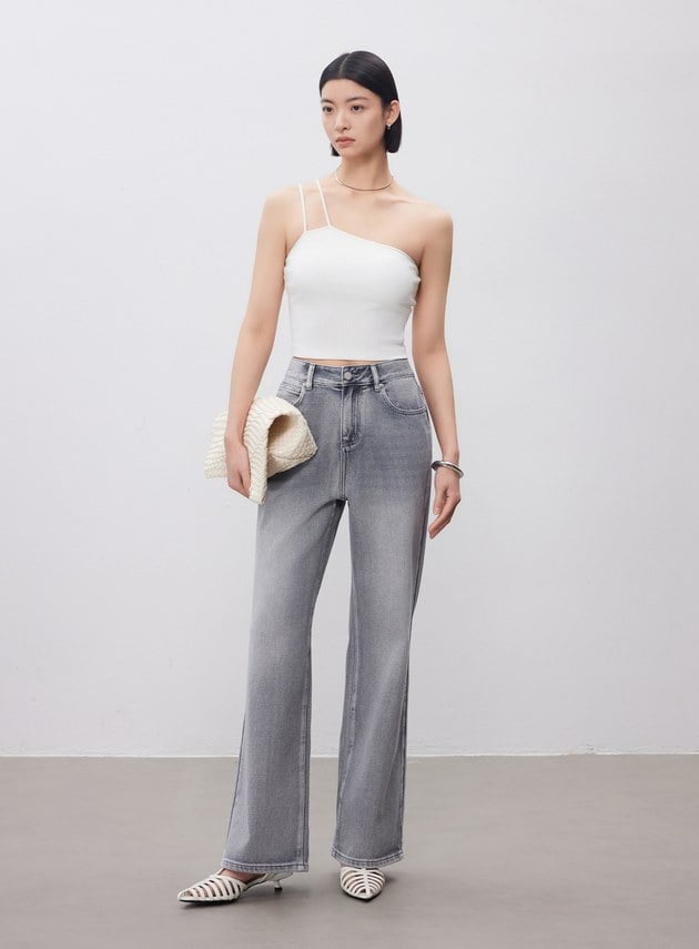 經典刷色直筒牛仔褲