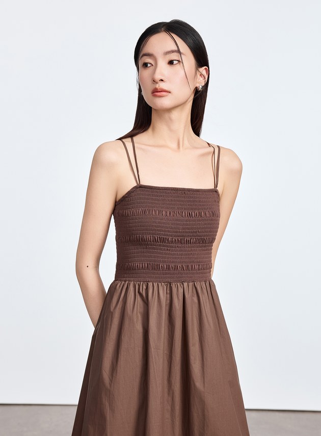 美背傘狀細肩帶洋裝