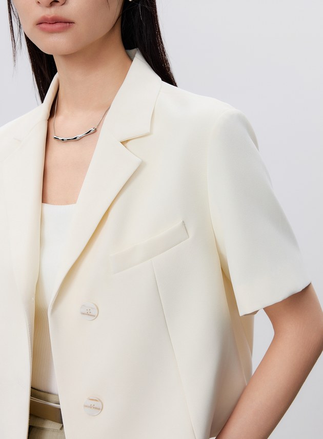 短版斜紋短袖西裝外套