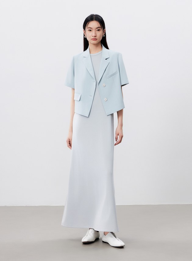 短版斜紋短袖西裝外套