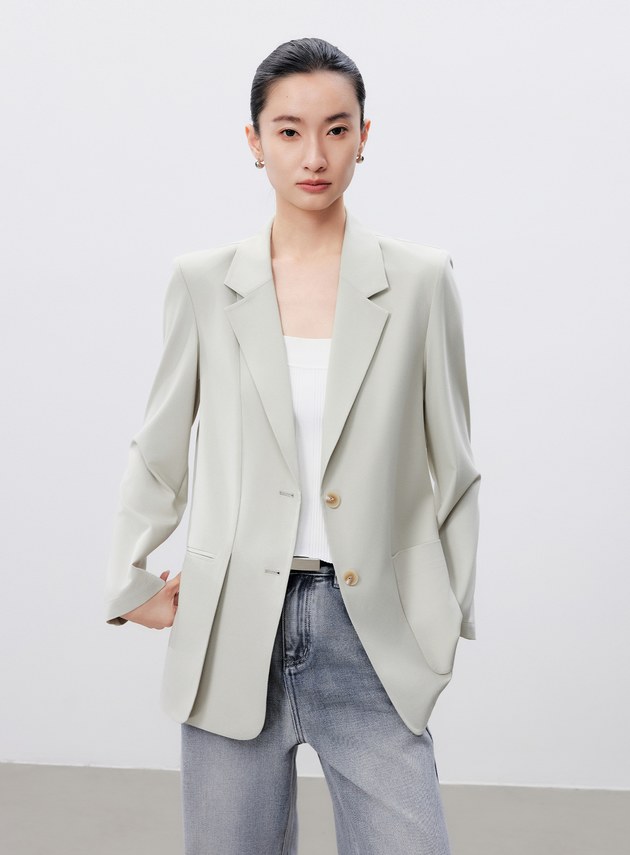 輕盈涼感西裝外套