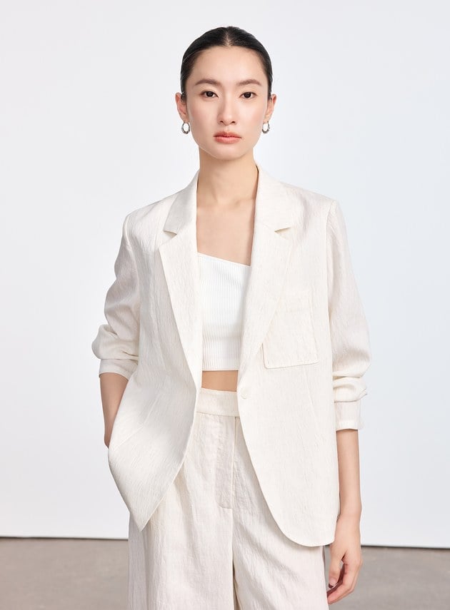 輕盈棉麻西裝外套