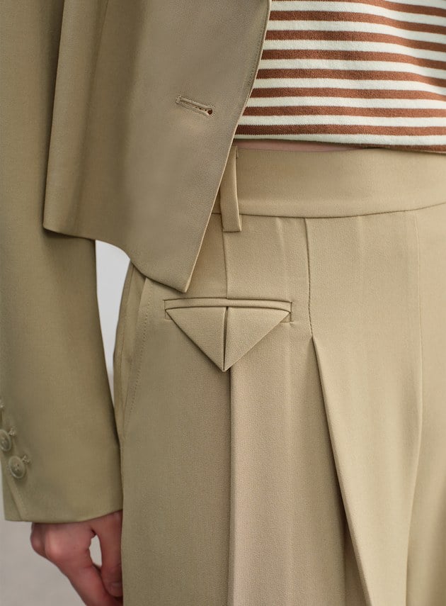 俐落百褶無門襟落地闊腿褲