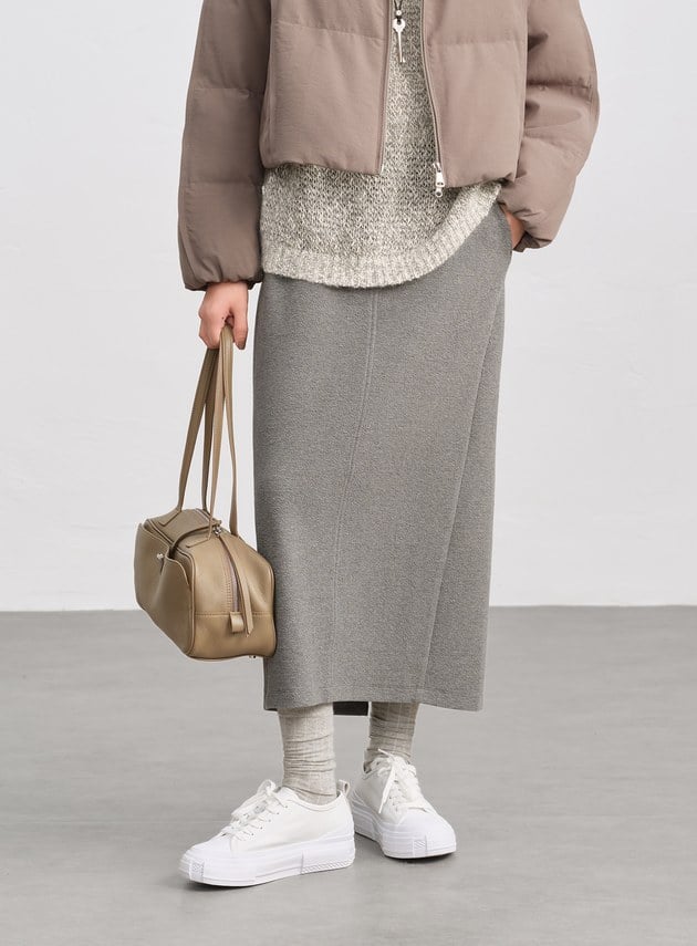 特殊紋理後開衩休閒半裙