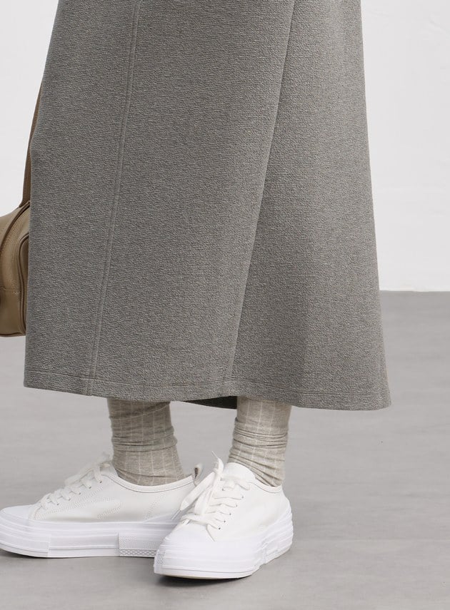 特殊紋理後開衩休閒半裙