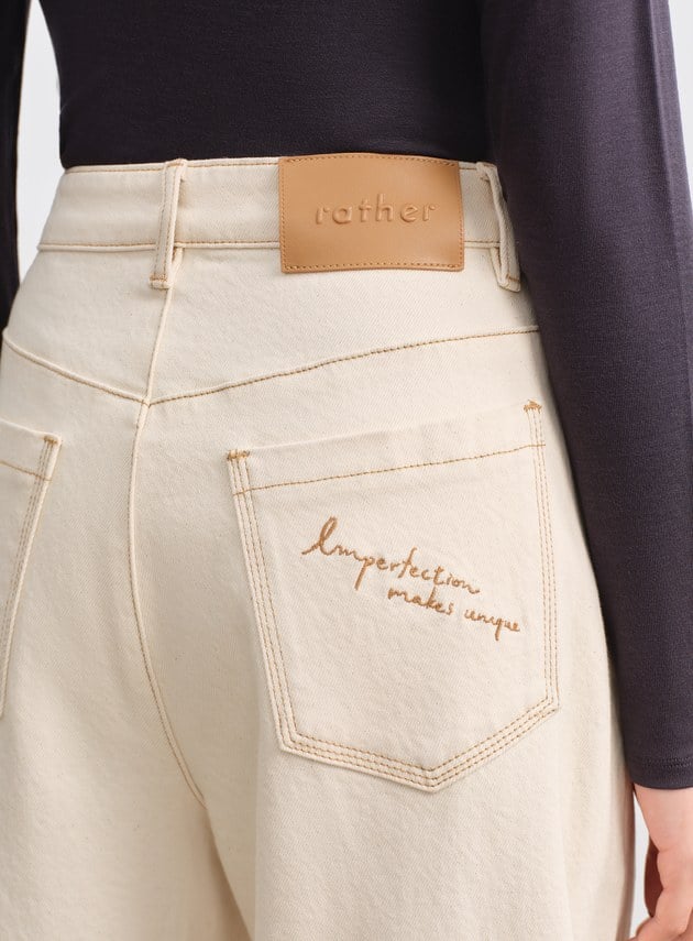 經典修身彎刀牛仔褲