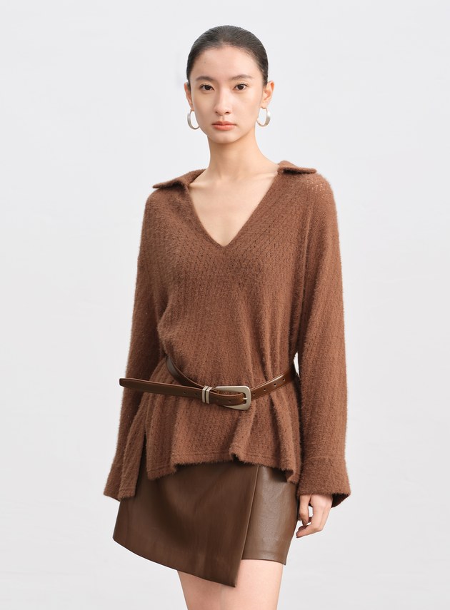 菱格紋V領簍空上衣