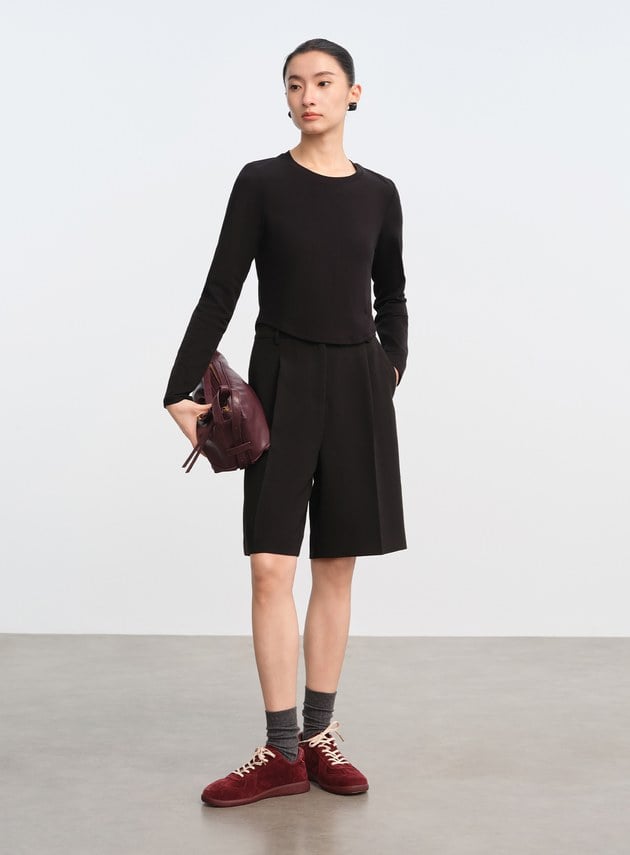 圓弧下擺修身上衣