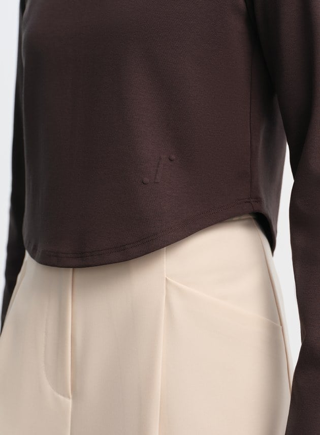 圓弧下擺修身上衣