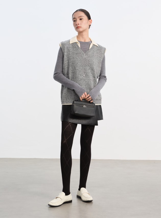 無袖拼接POLO領上衣