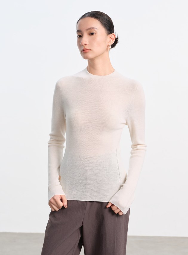 純羊毛半高領針織上衣