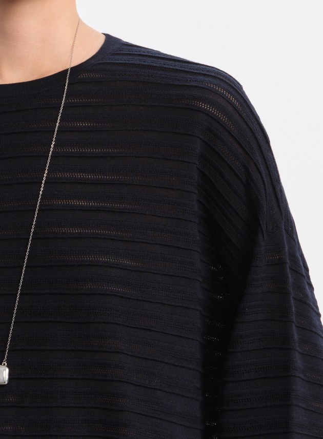 經典坑條羊毛衫