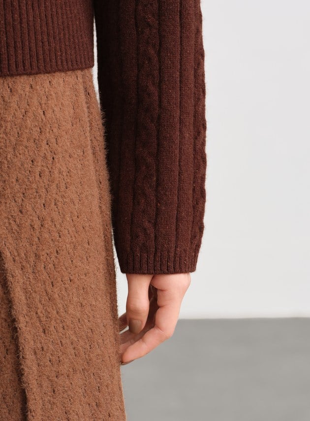 羊毛可拆領坑條彩點毛衣