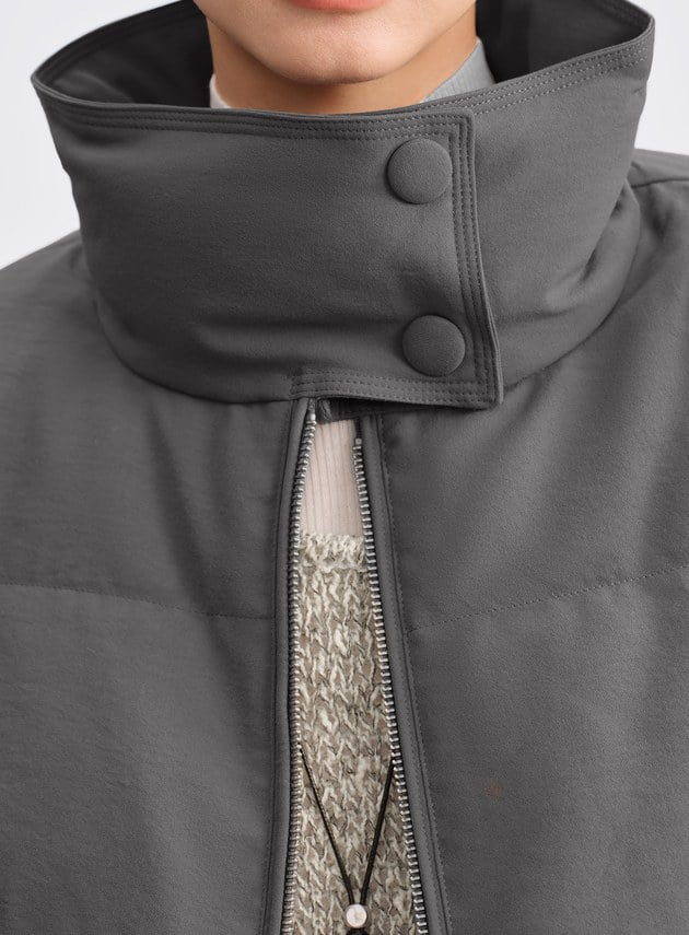 斜紋肌理立領防風夾克