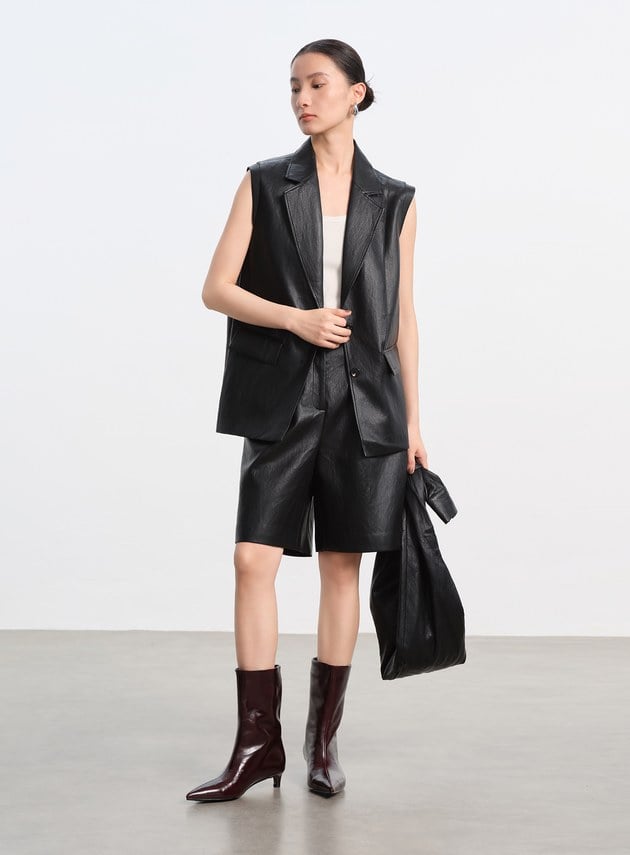 時髦寬版皮革馬甲