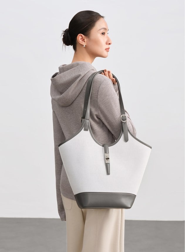 撞色拼接牛仔皮革托特包