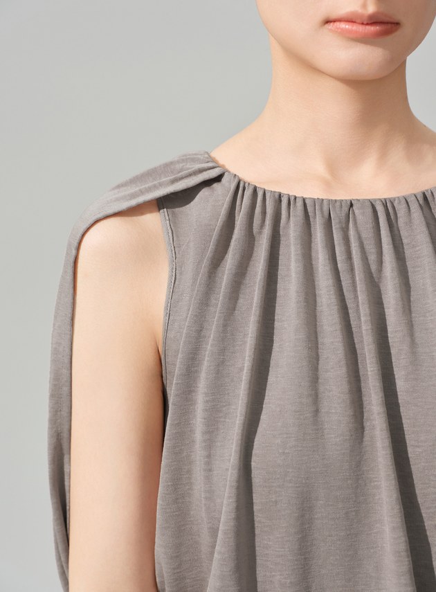 優雅垂墜收腰上衣