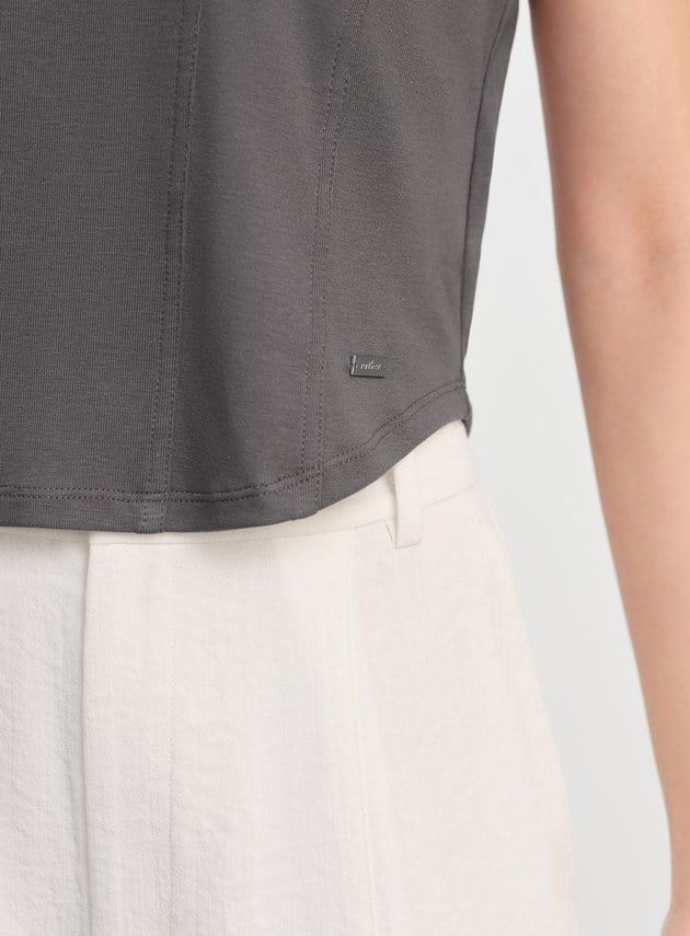 魚骨短版修身上衣