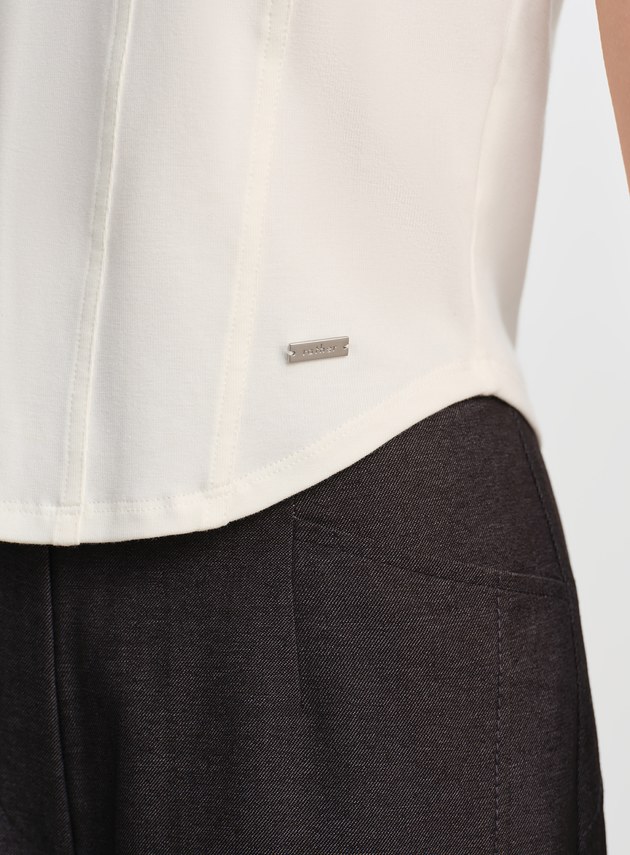 魚骨短版修身上衣