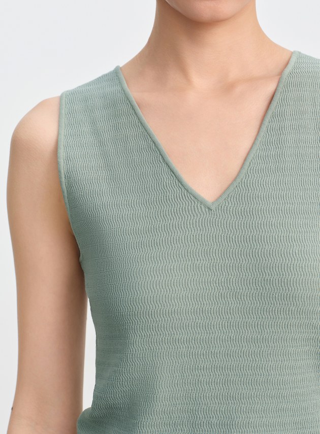 純棉立體緹花V領背心