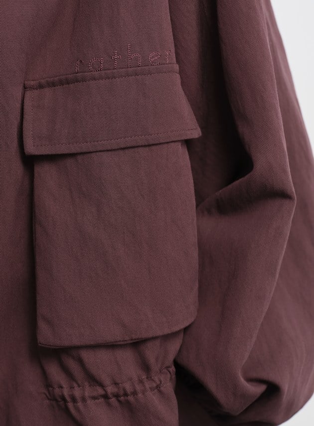 廓型俐落抽繩外套