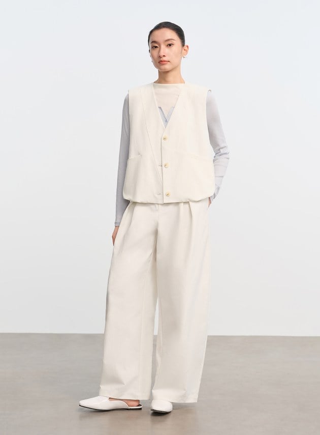 率性立體抽褶背心