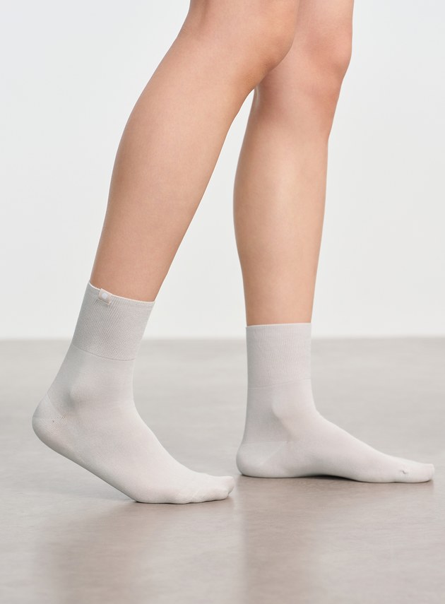 蠶絲莫代爾中筒襪