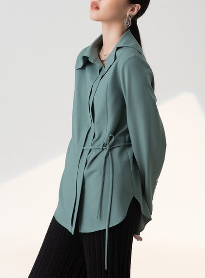 斜一邊領綁帶襯衫