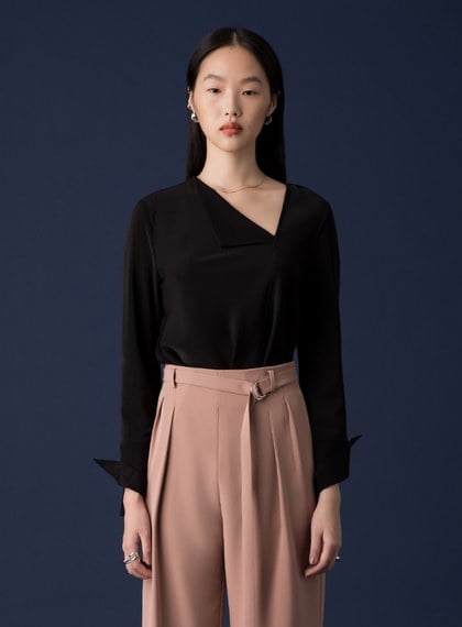 輕盈一片領長袖襯衫