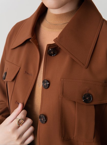 俐落挺闊短版夾克