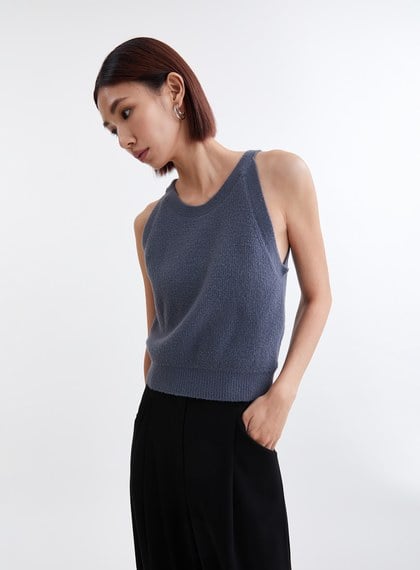 蓬鬆雲朵毛絨削肩針織背心