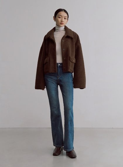 毛絨口袋造型短版外套