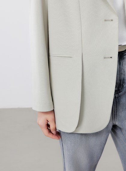 輕盈涼感西裝外套