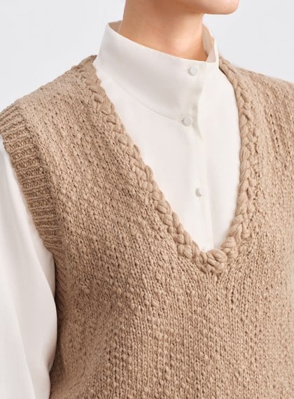 休閒肌理感V領針織背心