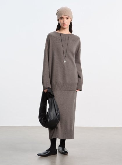 優雅寬領羊毛衫