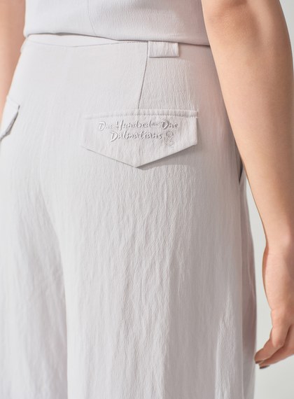 DISNEY｜優雅刺繡彎刀褲