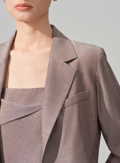 垂墜感不對稱西裝外套